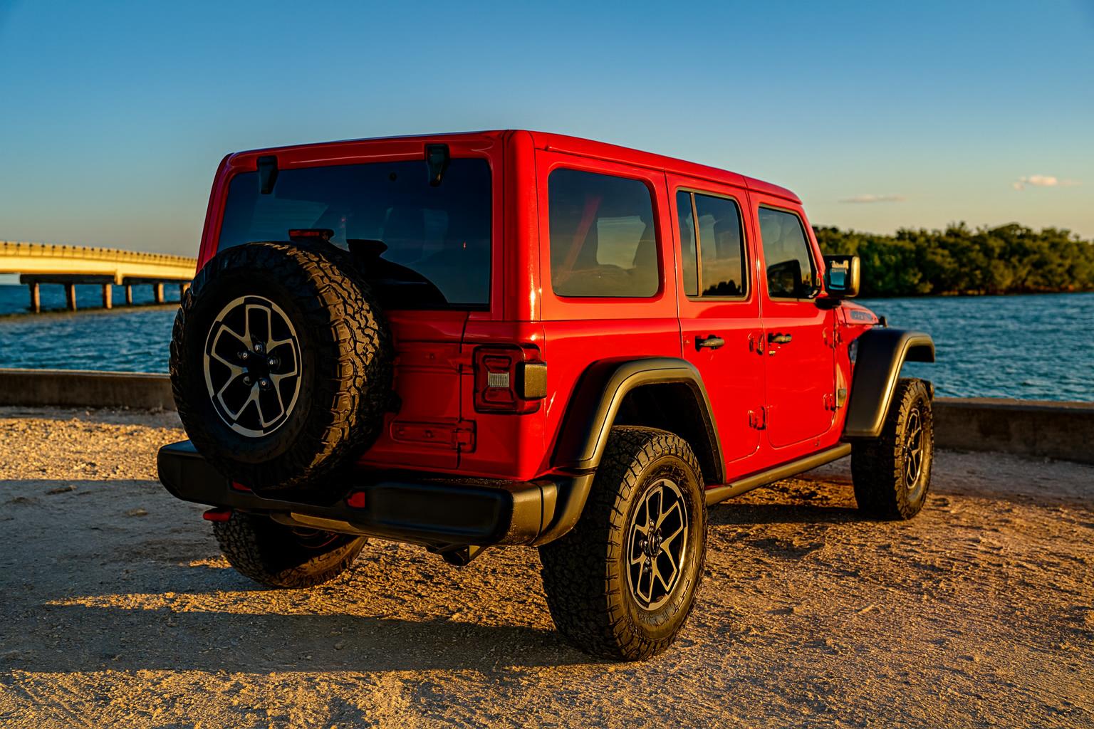 SWFL's Ultimate Barrier Island Road Trip: Sun, Bridges & Secrets
